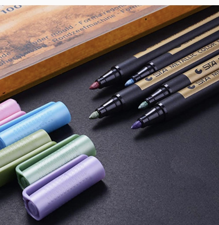 PANDAFLY Metallic Marker Pens, Set of 10 Medium Point Metallic Markers for  Black Paper, Rock Painting, Scrapbooking Crafts, Card Making, Ceramics, DIY